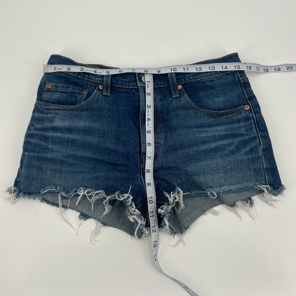 Levis' 501 Button-Fly Cut-Off Jean Shorts Size 28 Women’s - Picture 5 of 12